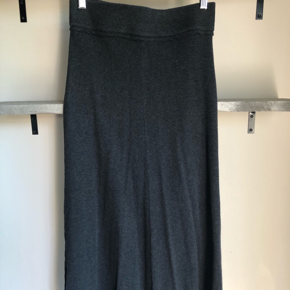 Maxi Knit Skirt With Pinch Back Detail